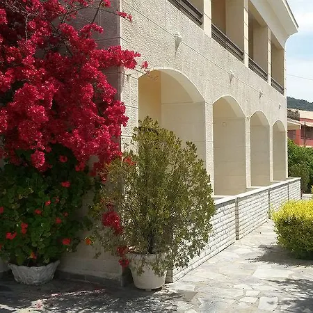 Apartament Holidays Ýpsos
